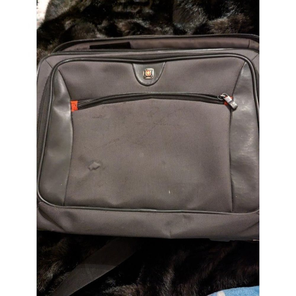 WENGER SWISS ARMY Laptop Computer Case Shoulder Bag Messenger Briefcase Carry-on